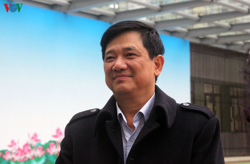 anh: ha noi phun thuoc khu khuan o cac truong phong chong dich corona hinh 12