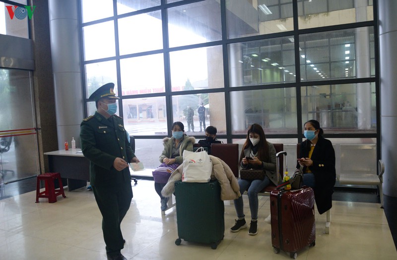 chong ncov, nhung nguoi tham lang noi tuyen dau hinh 1