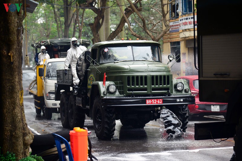 sau ca duong tinh covid-19 moi: nguoi ha noi han che ra duong hinh 3