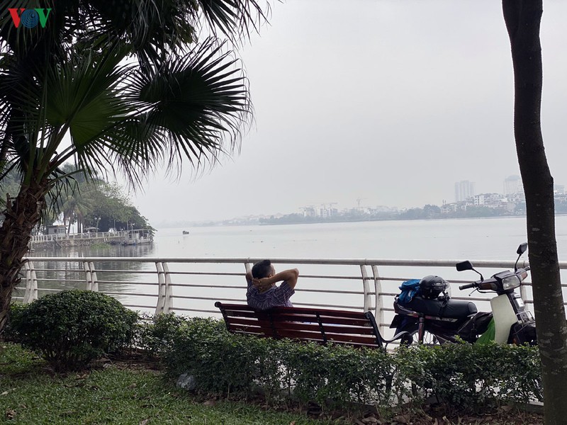 sau ca duong tinh covid-19 moi: nguoi ha noi han che ra duong hinh 7