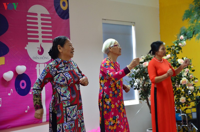 nhung "bong hong" don ngay phu nu o vien duong lao hinh 6