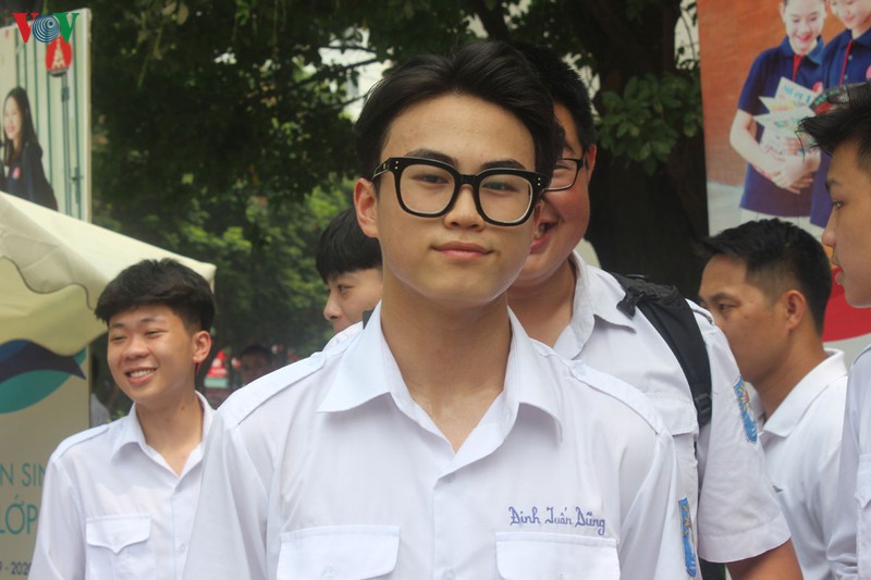 cap nhat: nhieu truong dai hoc tiep tuc cho sinh vien nghi hoc hinh 1