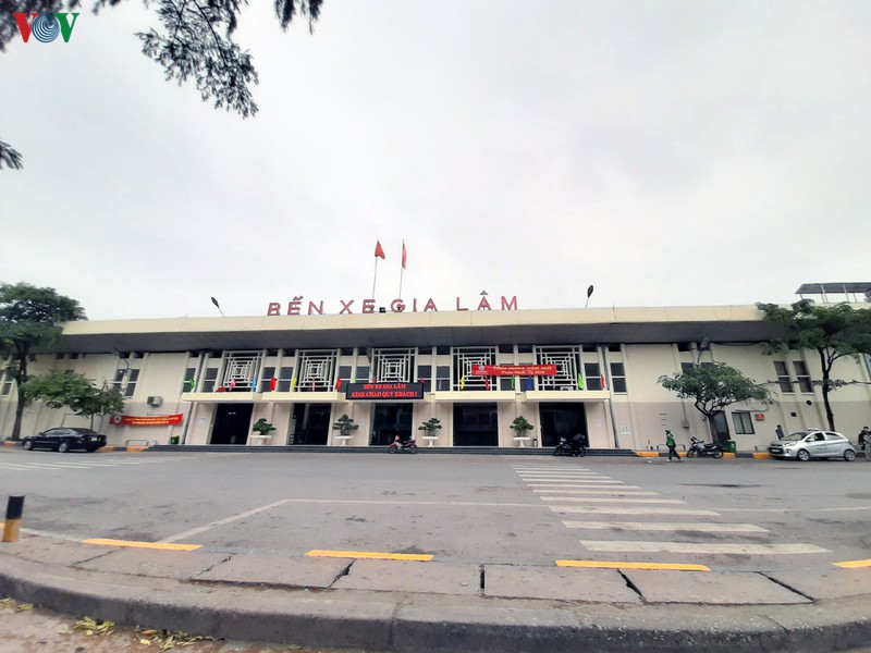 anh: ben xe khach, cua ngo vao thu do vang tanh khong bong nguoi hinh 5