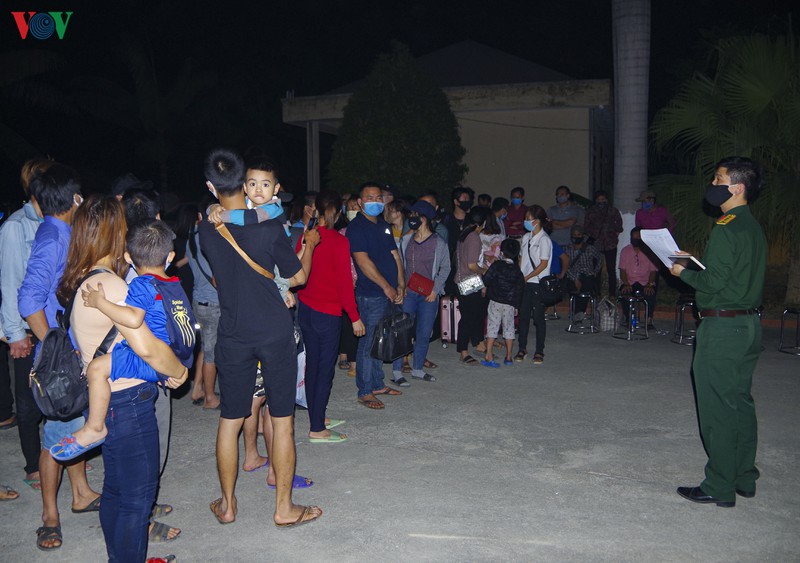 vung vang chong dich covid-19 noi tuyen dau bien gioi cuc tay hinh 1