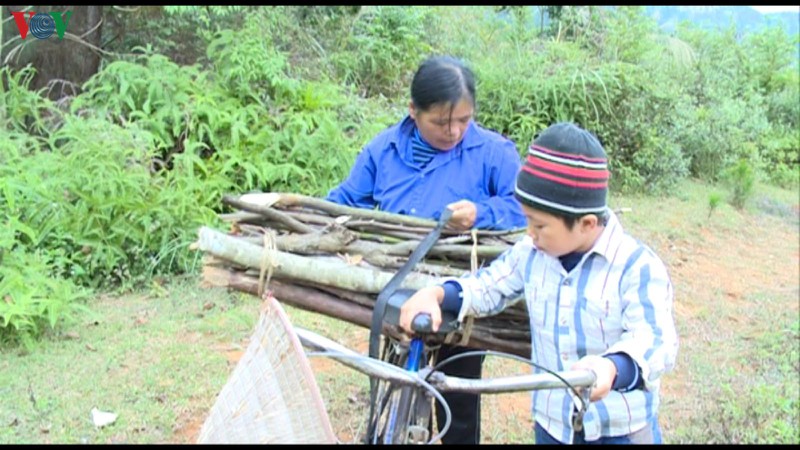 kho khan trong viec day hoc truc tuyen o vung cao hinh 2
