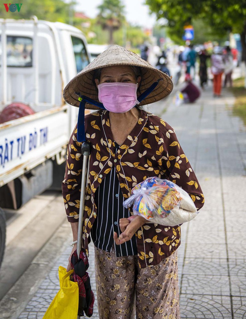 atm gao tai hue - nhung hat gao am tinh mua dich hinh 4