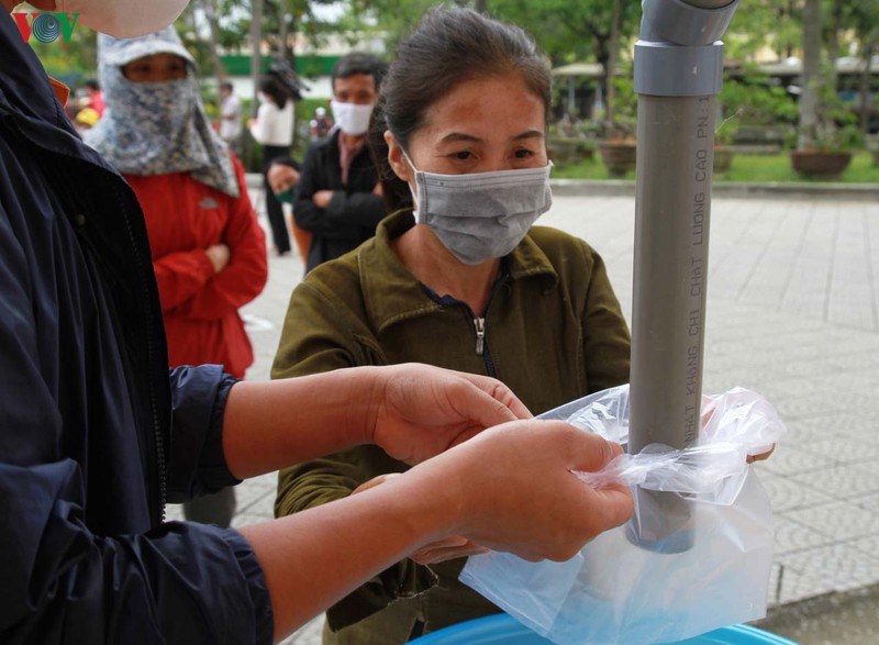atm gao tai hue - nhung hat gao am tinh mua dich hinh 2