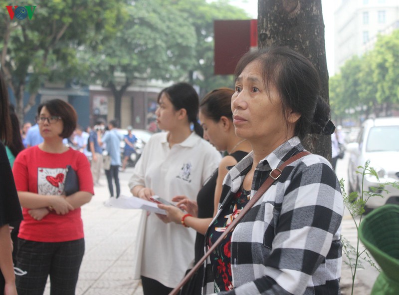 hoc sinh, phu huynh hoang mang, "chong mat" voi thay doi thi cu hinh 1