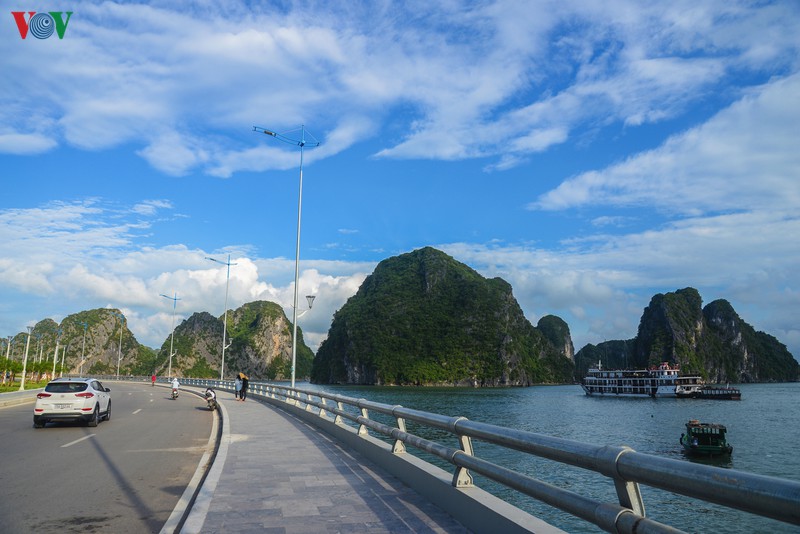 chiem nguong tuyen duong bao bien nghin ty ben vinh ha long hinh 1