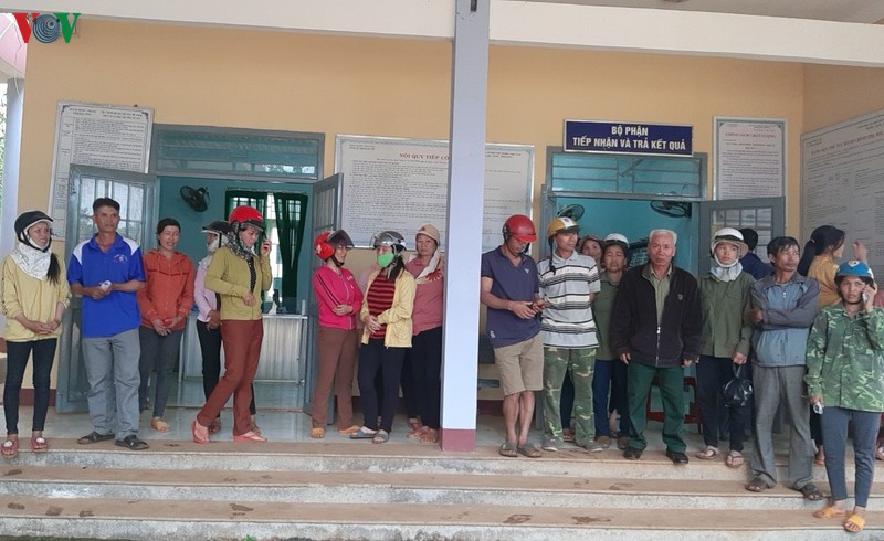 chu dai ly chet trong tu the treo co, hang tram nguoi vay kin nha doi tien hinh 1