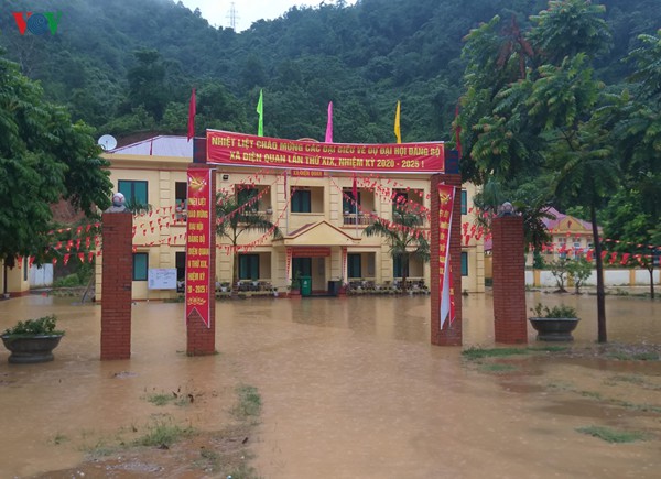 lao cai khan truong khac phuc thiet hai do mua lon hinh 1