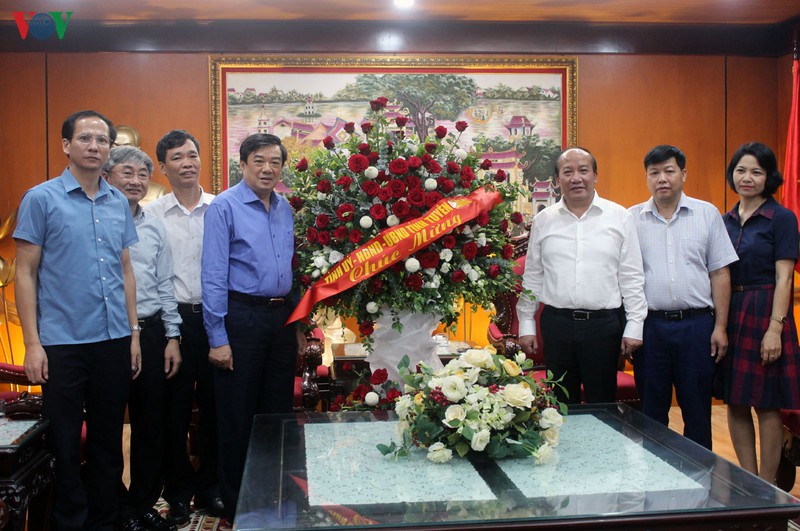 ong pham minh chinh den chuc mung vov nhan ngay bao chi cach mang hinh 10