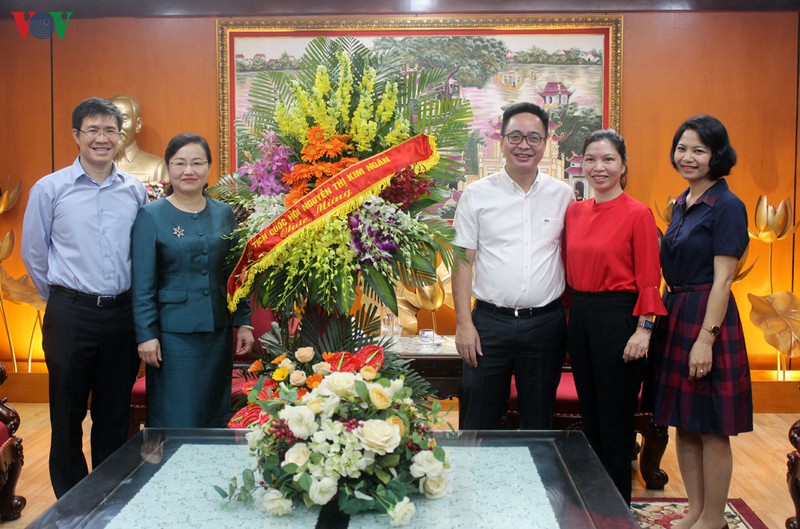 ong pham minh chinh den chuc mung vov nhan ngay bao chi cach mang hinh 3