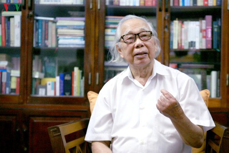nha bao phan quang: "toi de nghe bao ngap lut cuoc doi toi" hinh 1