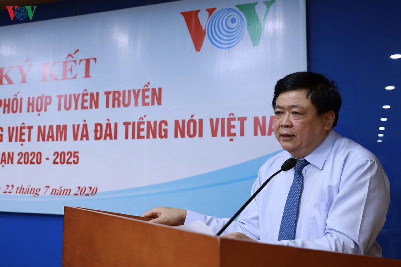 vov ky ket chuong trinh phoi hop tuyen truyen voi tong ldld viet nam hinh 2