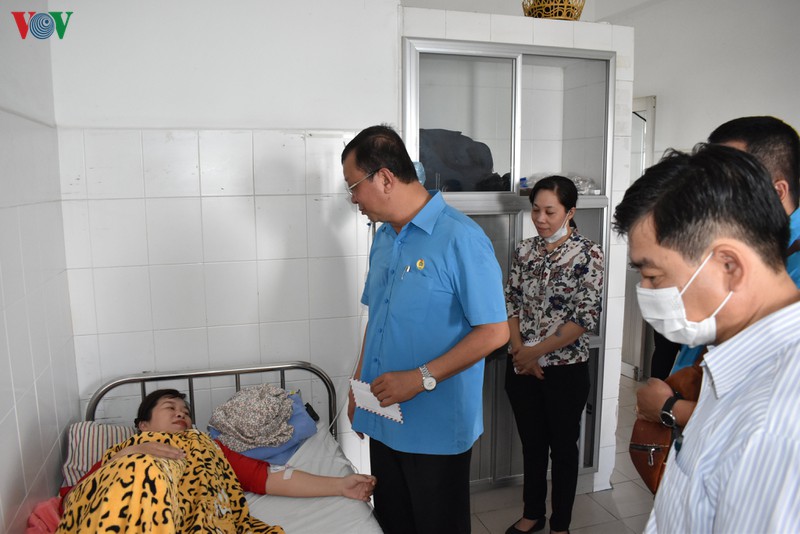 can tho ro ri khi gas, hang chuc cong nhan suc khoe da on dinh hinh 1