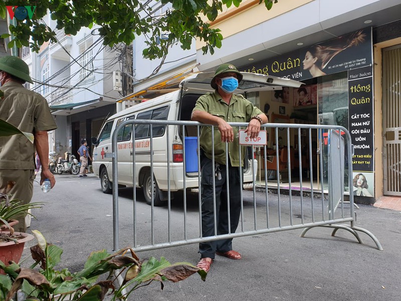 ha noi tien hanh khu khuan khu vuc co ca nghi mac covid-19 hinh 6