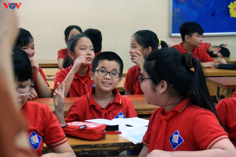 de xuat them giao vien, truong tu thuc vao nhom huong ho tro tu goi 62.000 ty hinh 1