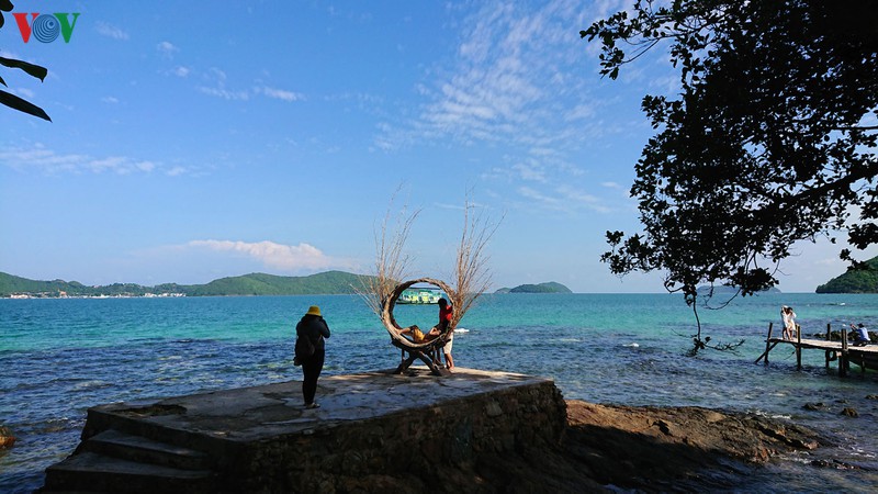 quan dao nam du- thien duong chup anh check-in cua gioi tre hinh 11