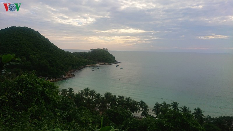 quan dao nam du- thien duong chup anh check-in cua gioi tre hinh 16