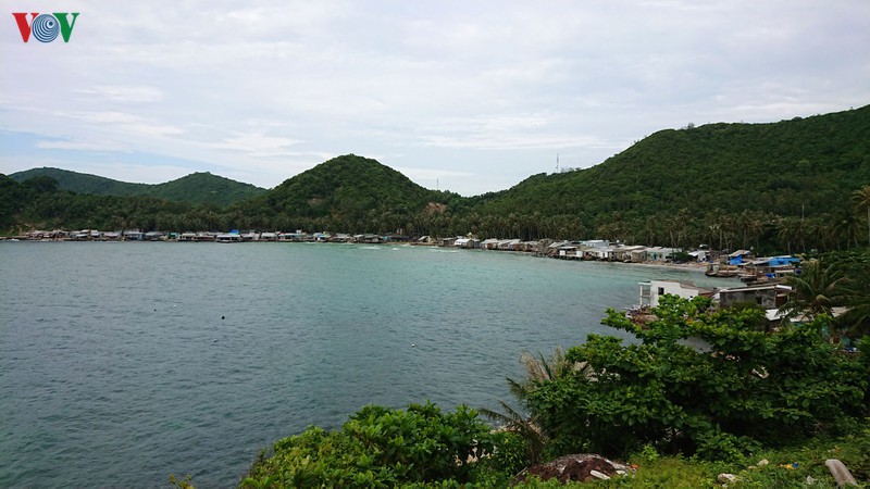 quan dao nam du- thien duong chup anh check-in cua gioi tre hinh 17