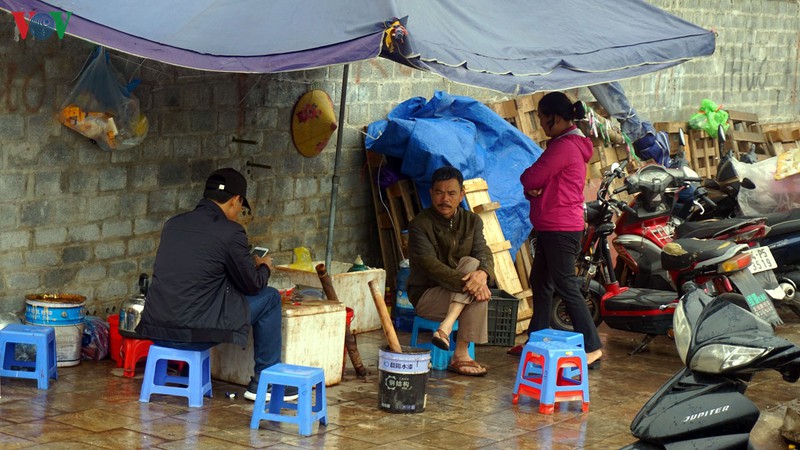 cua khau quoc te lao cai vang ve ngay dau nam moi hinh 13