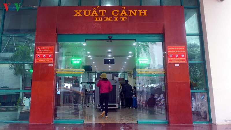 cua khau quoc te lao cai vang ve ngay dau nam moi hinh 2