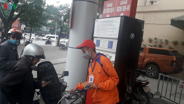 gia cac mat hang xang, dau co tang nhe trong nam 2019 hinh 1