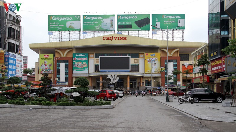 cach ly toan xa hoi, nguoi dan thanh vinh van "do" ve ho dieu hoa dao choi hinh 3