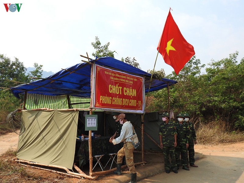 kiem soat tuyen bien gioi phong ngua dich covid-19 hinh 1