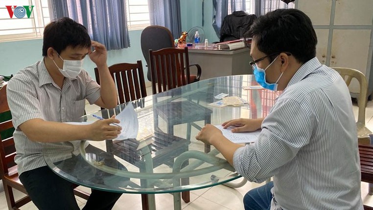 hai doi tuong thu mua so bao hiem y te bi trieu tap hinh 1