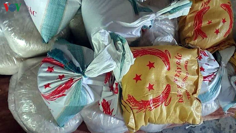anh: nguoi dan phong tho, lai chau am long hon sau thien tai hinh 13