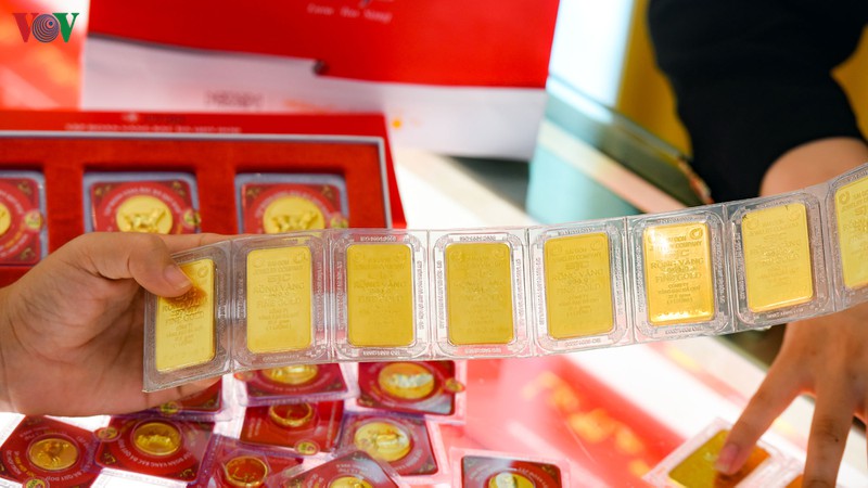 gia vang trong nuoc giam 50.000 dong/luong ca chieu mua va ban hinh 1