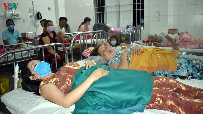 ro ri khi gas khien hang chuc cong nhan nhap vien hinh 1