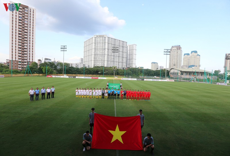 "messi bong da nu viet nam" khuay dao ngay mo man giai u19 nu quoc gia hinh 2