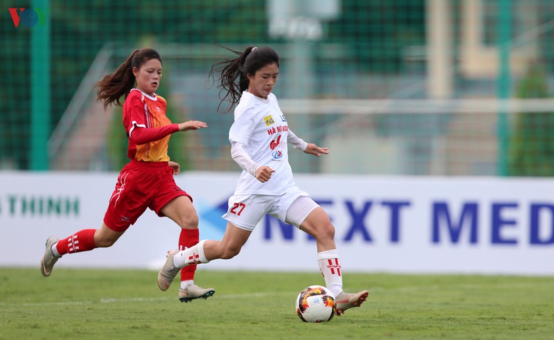 "messi bong da nu viet nam" khuay dao ngay mo man giai u19 nu quoc gia hinh 7