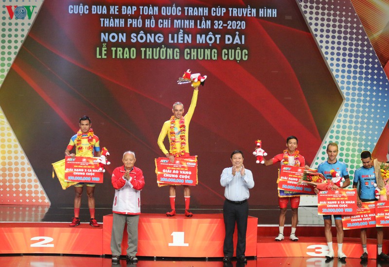 tphcm thang lon o giai dua xe dap cup truyen hinh tphcm 2020 hinh 2