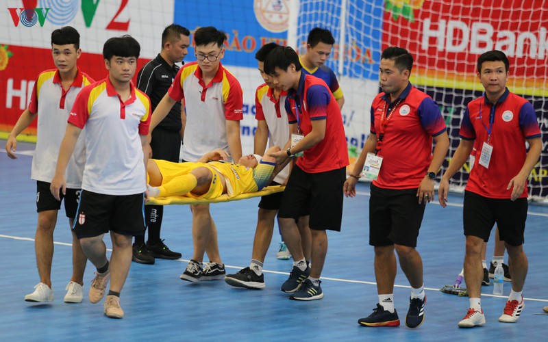 futsal hdbank 2020: pho bien bung no cam xuc trong "ngay chien thang" hinh 5