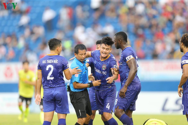 truc tiep v-league 2020: binh duong vs ha noi fc, da nang vs hagl hinh 7