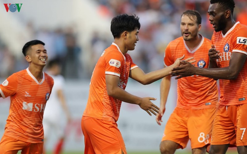 hang thu hagl "tang qua" cho duc chinh co ban dau tien o v-league 2020 hinh 4