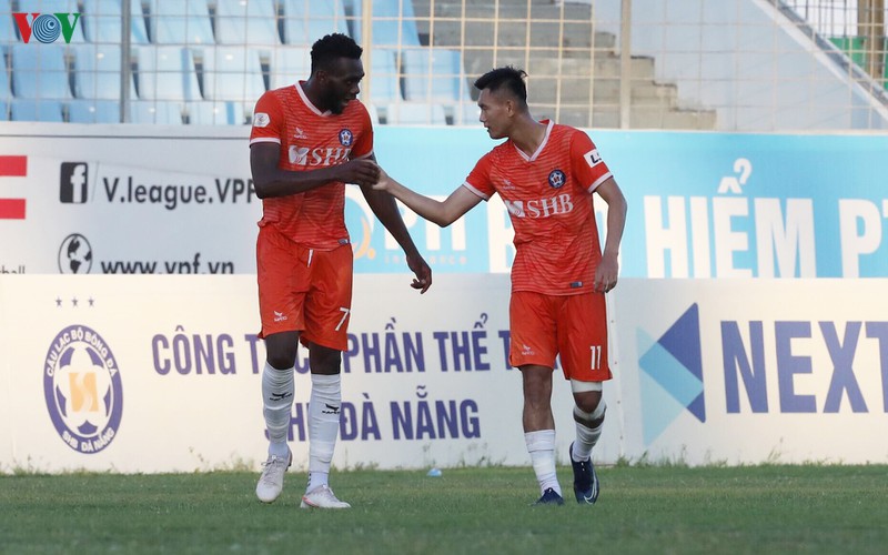 hang thu hagl "tang qua" cho duc chinh co ban dau tien o v-league 2020 hinh 6