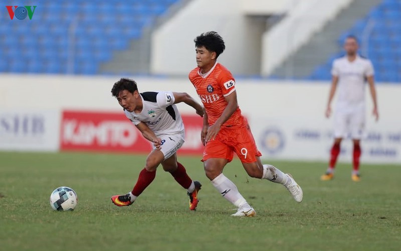 hang thu hagl "tang qua" cho duc chinh co ban dau tien o v-league 2020 hinh 5