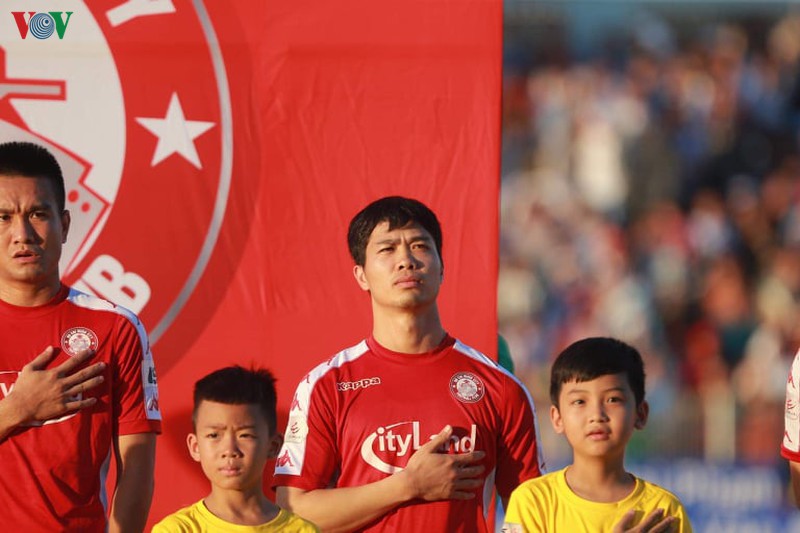 can canh: cong phuong, tien dung "om han" tren san ha tinh hinh 2