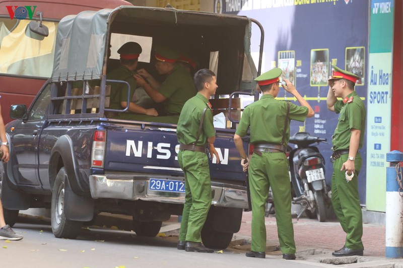 san hang day that chat an ninh truoc tran ha noi fc vs hai phong hinh 6