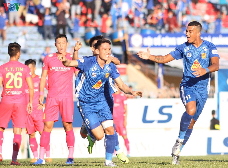 tuong thuat quang nam 3-3 sai gon fc: vong 11 v-league 2020 hinh 1