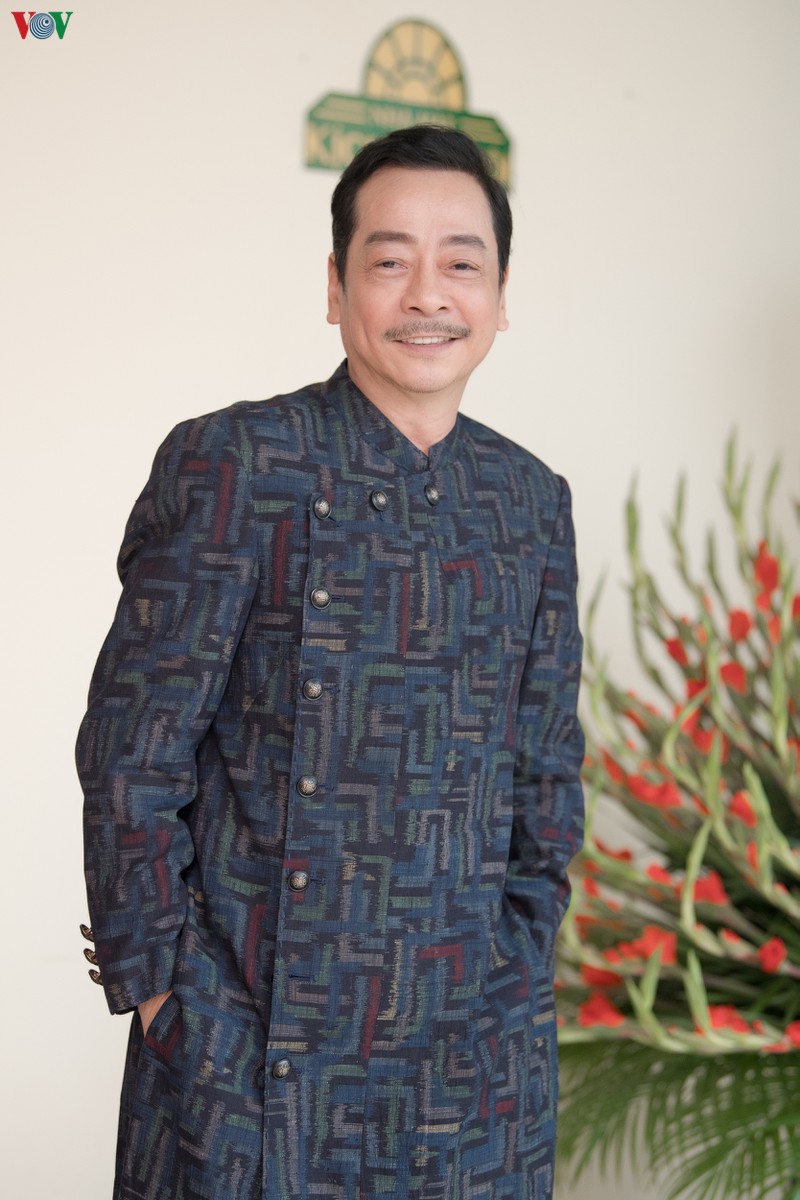 xuan bac, tu long den chuc mung nha hat kich ha noi tron 60 tuoi hinh 7