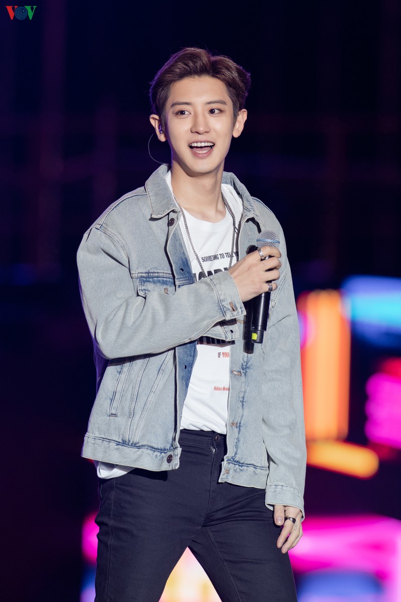 exo chanyeol doi non la, sehun chia se rat nho viet nam tai k-pop super concert hinh 20
