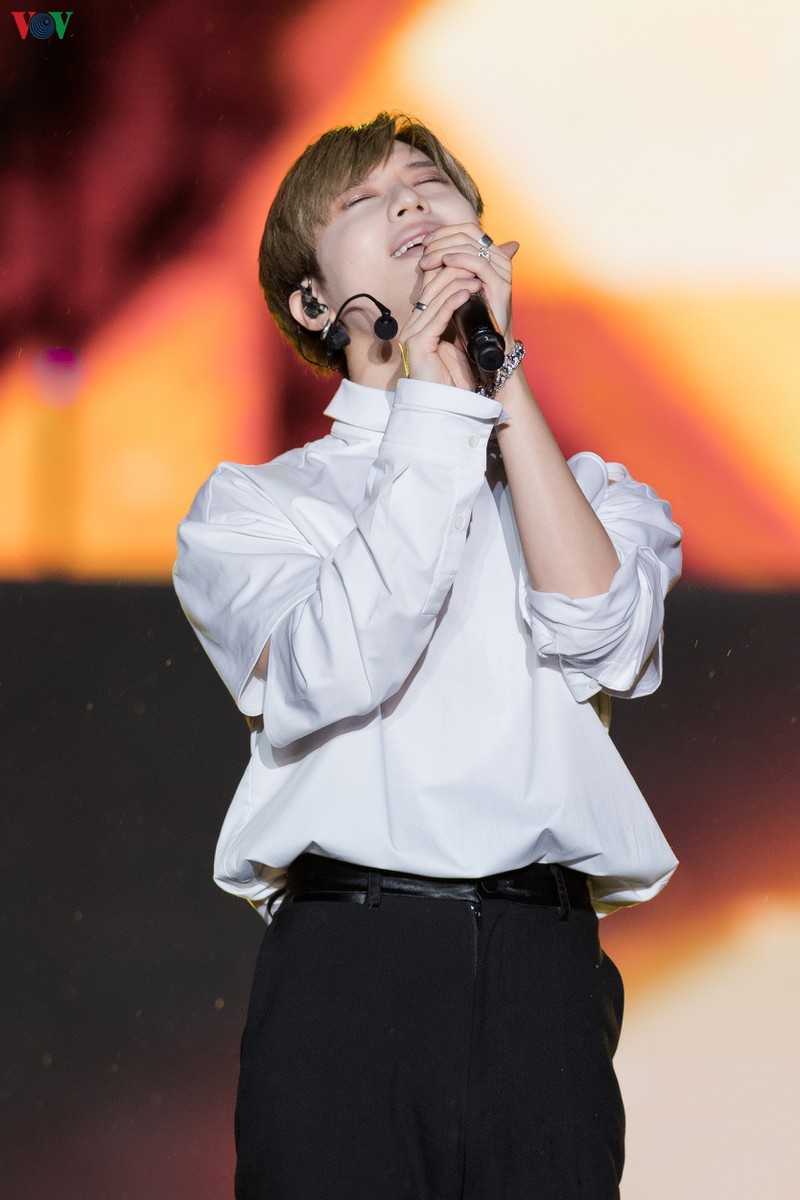 taemin me hoac nguoi ham mo voi man trinh dien dinh cao tai k-pop super concert hinh 6