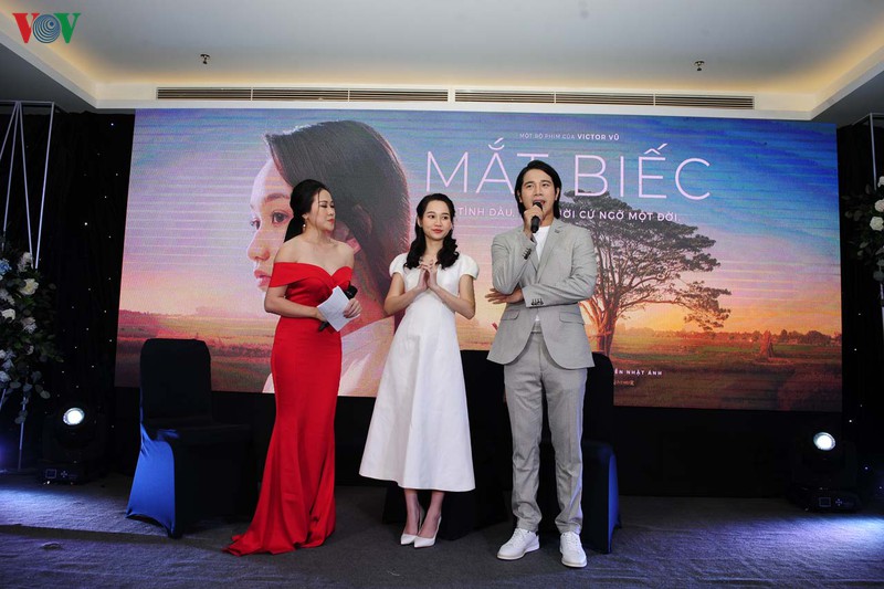 truc anh, tran phong "mat biec" bat ngo "hen ho" o hue hinh 3