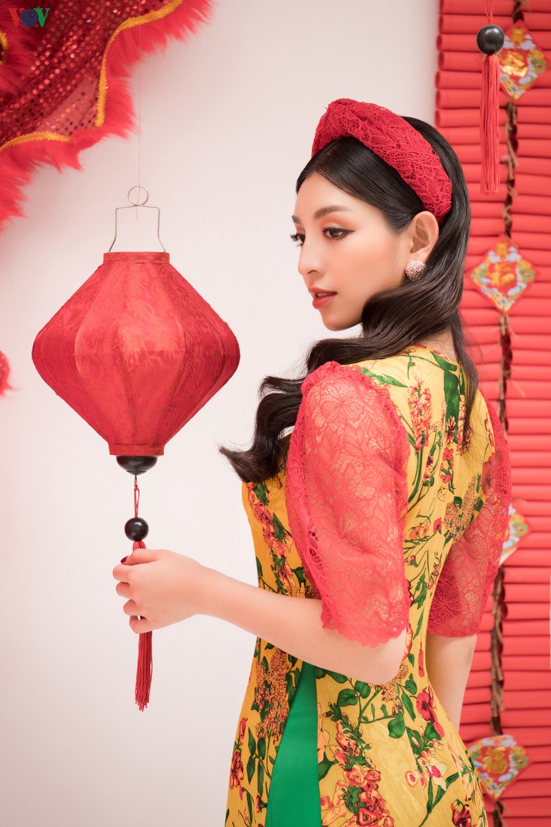 top 10 hoa hau viet nam – le thanh tu  tu van cach chon ao dai ngay xuan hinh 3